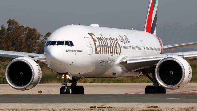 A6-EWD::Emirates Airline